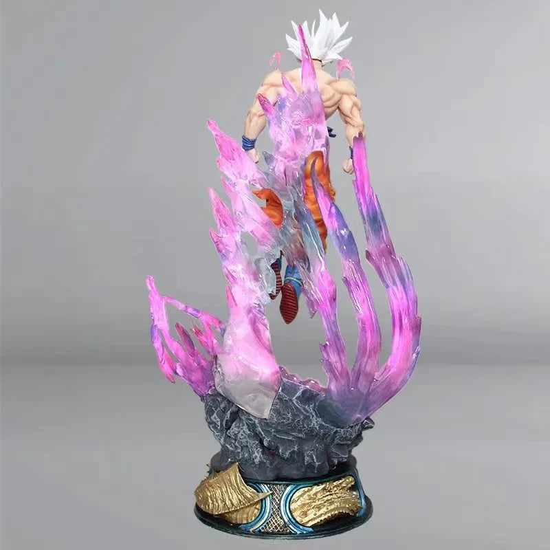 Super Saiyan Goku Action Figure