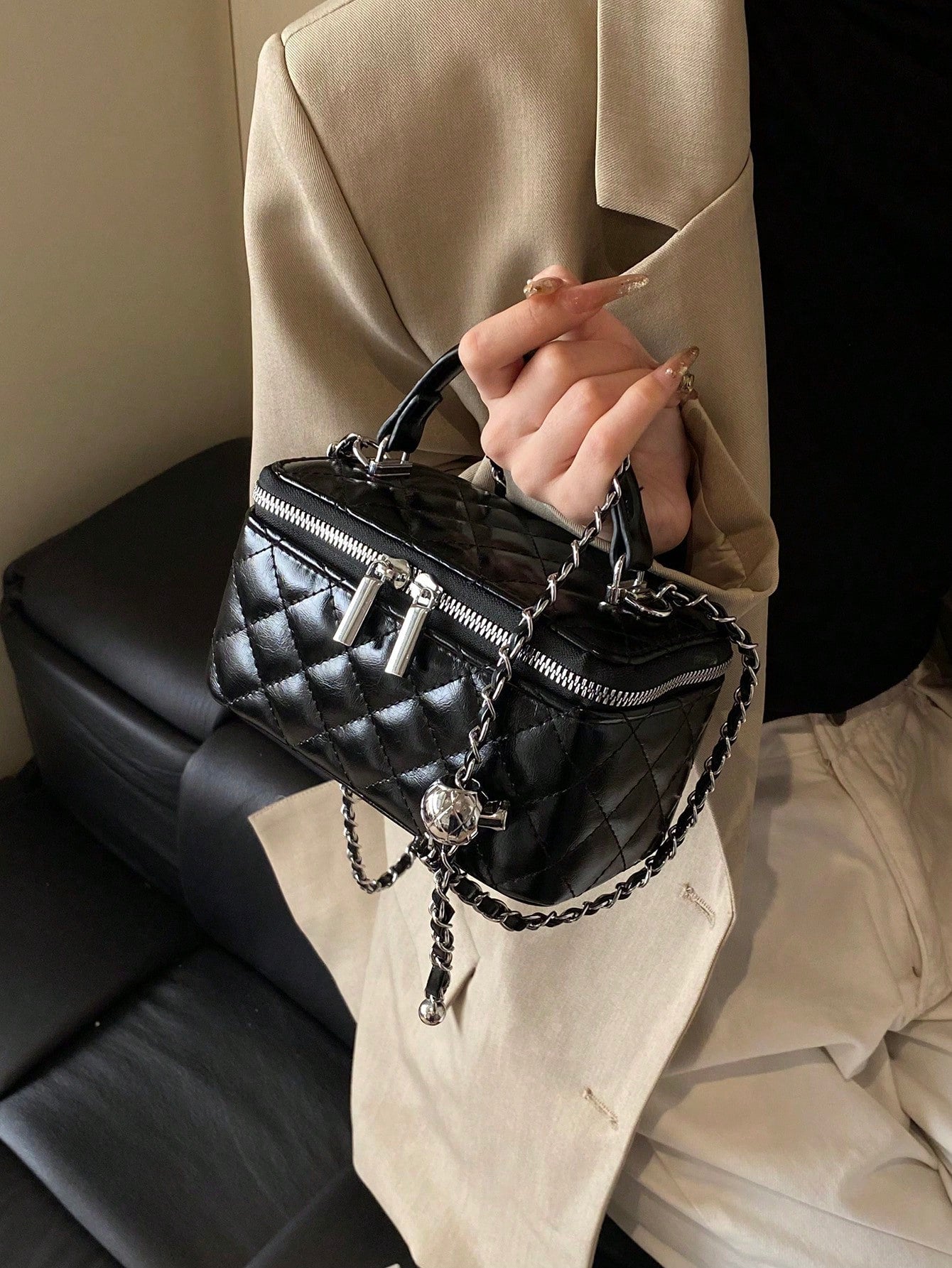 Quilted Embroidered Chain Box Bag
