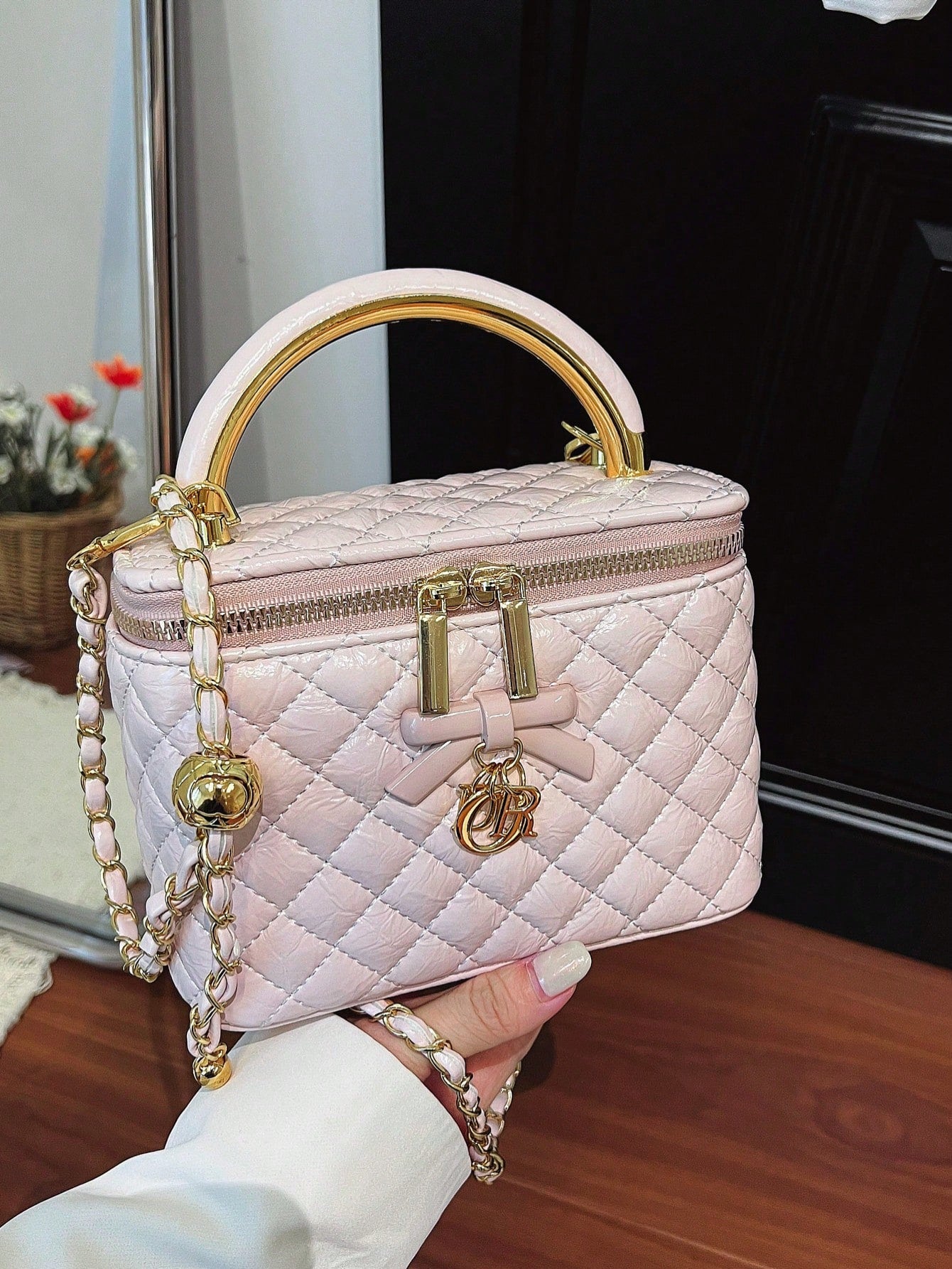 Minimalist Handheld Crossbody Box Bag