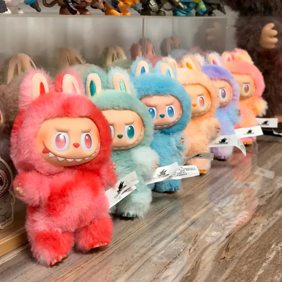 MINISO Labubu V3 Sweetheart Vinyl Doll