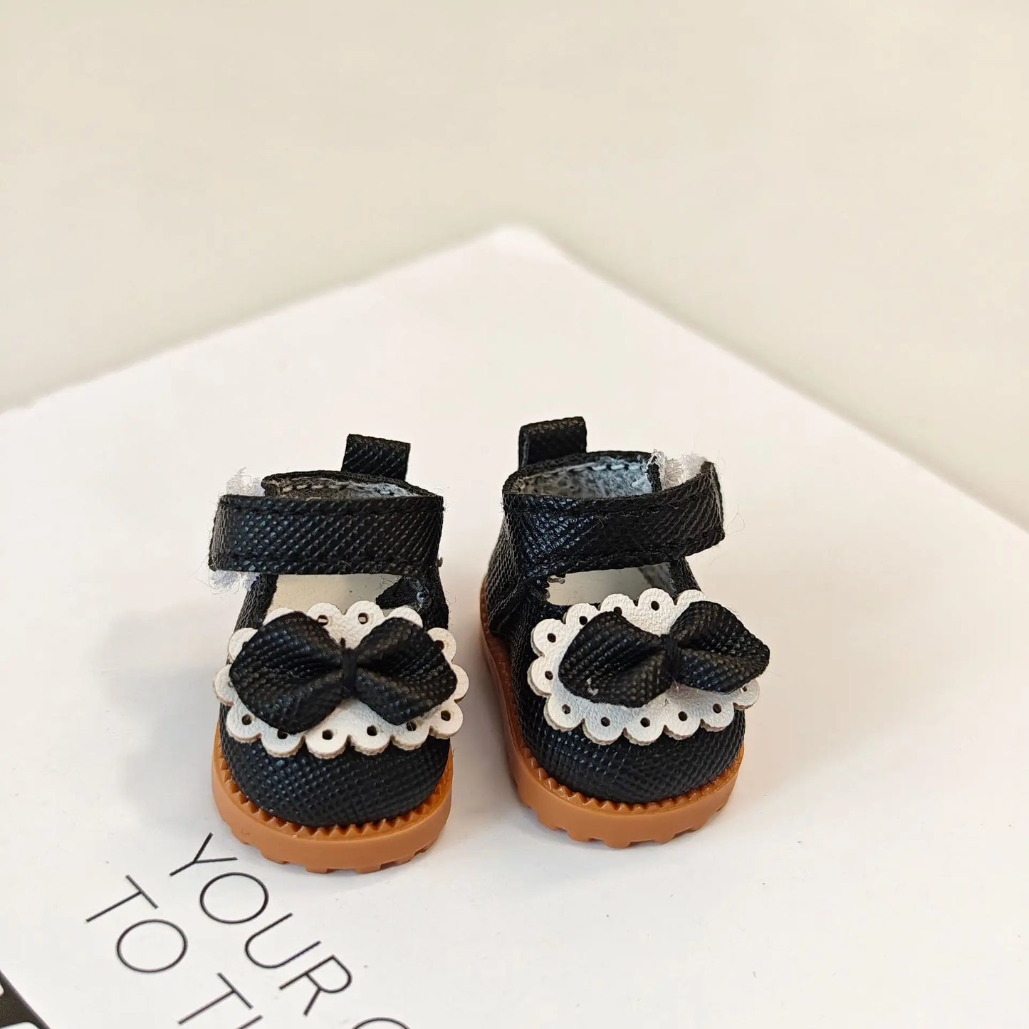 SeamosToys Black Camellia Labubu Clothes