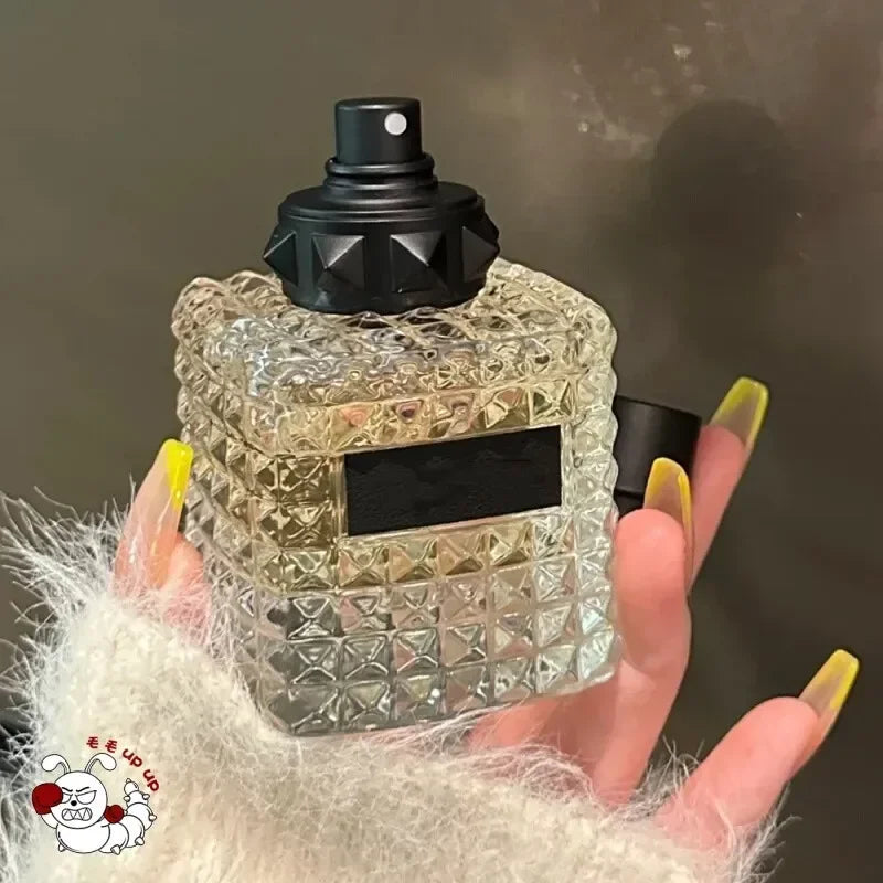 Born in Roma Intense Perfume for Unisex