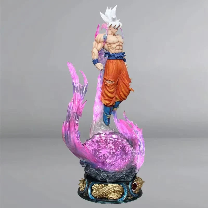 Super Saiyan Goku Action Figure