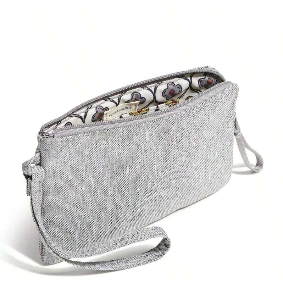 Vera Bradley Essential Zip Wristlet
